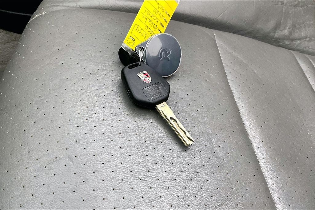 2000 Porsche Boxster Base