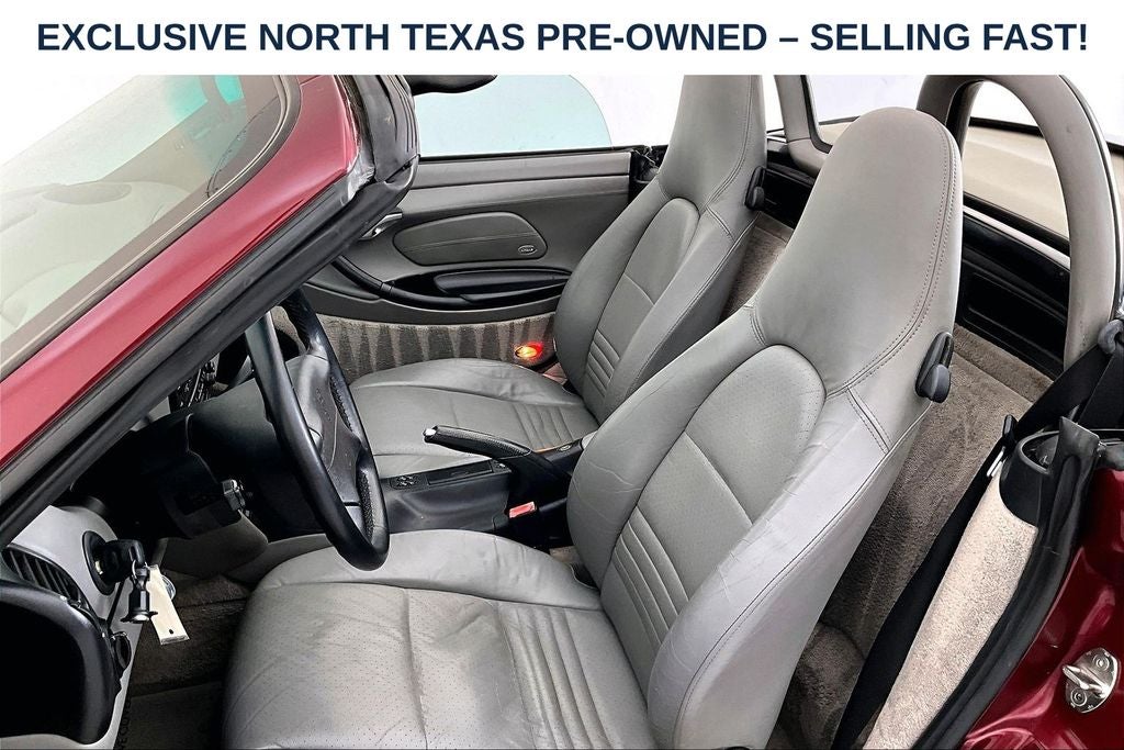 2000 Porsche Boxster Base