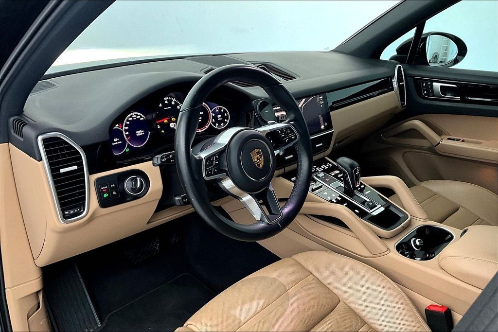 2022 Porsche Cayenne Base