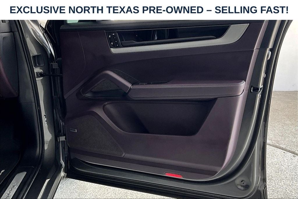 2024 Porsche Cayenne Base