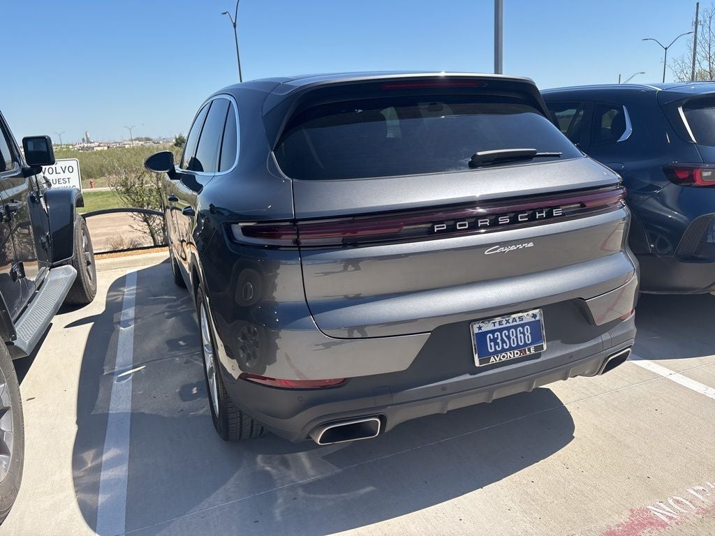 2024 Porsche Cayenne Base