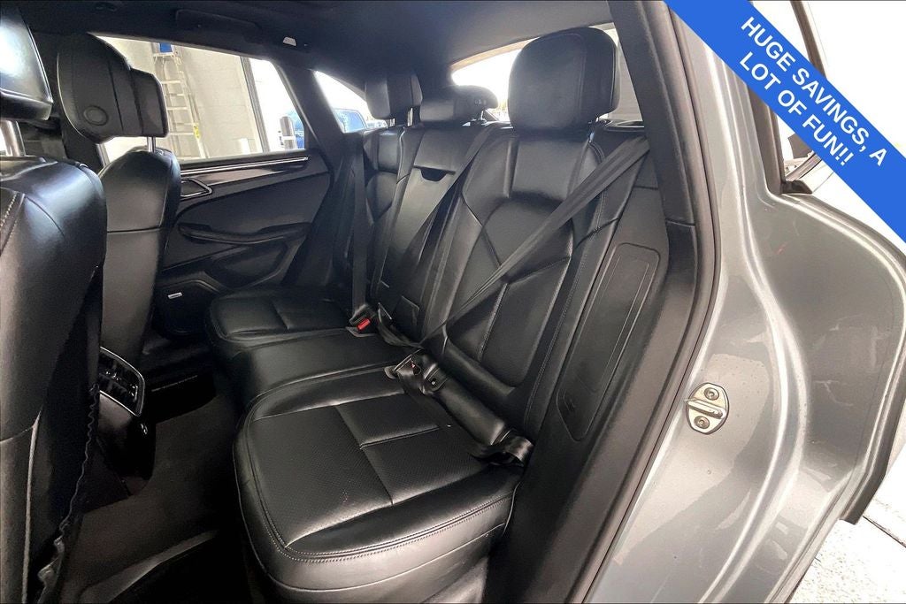 2020 Porsche Macan S