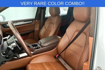 2022 Porsche Cayenne E-Hybrid Turbo S