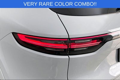 2022 Porsche Cayenne E-Hybrid Turbo S