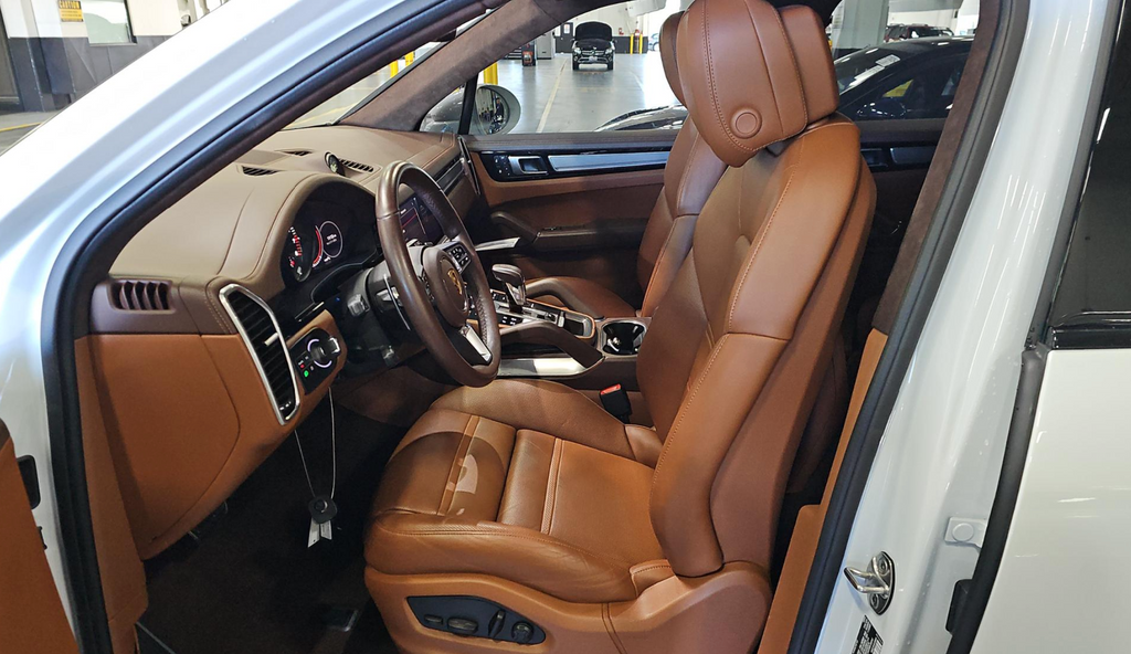 2022 Porsche Cayenne E-Hybrid Turbo S