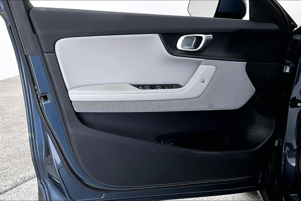 2023 Polestar 2 Long Range Dual Motor