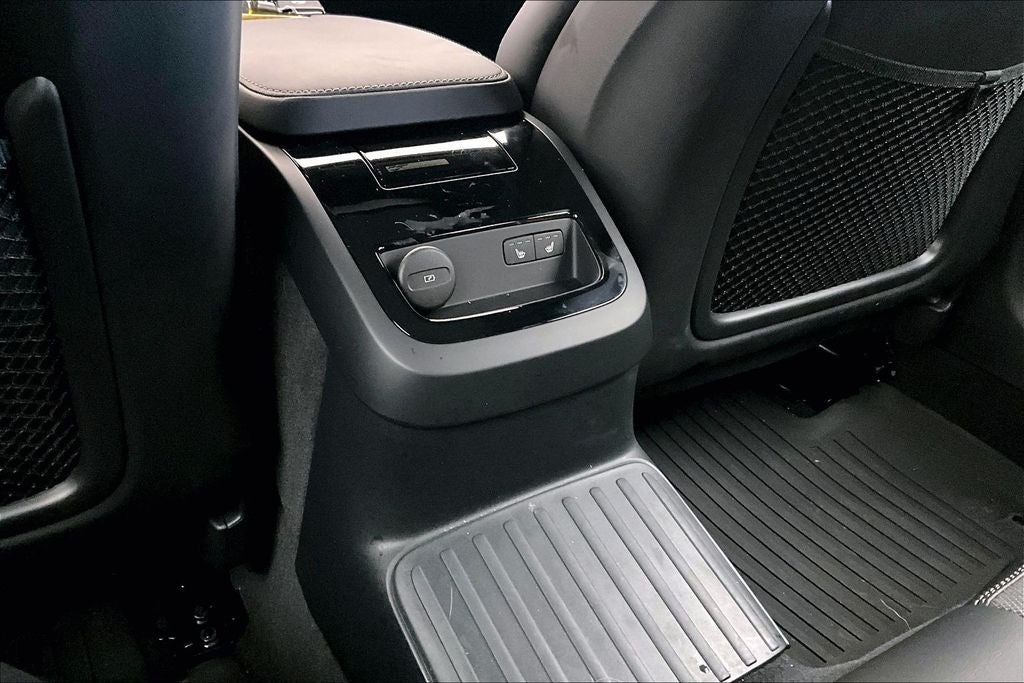 2024 Volvo V60 Recharge Plug-In Hybrid T8 Polestar