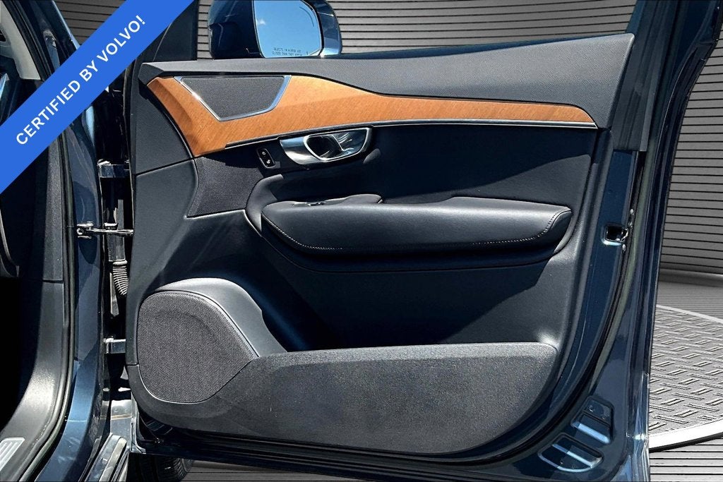 2023 Volvo XC90 B6 Plus 6-Seater