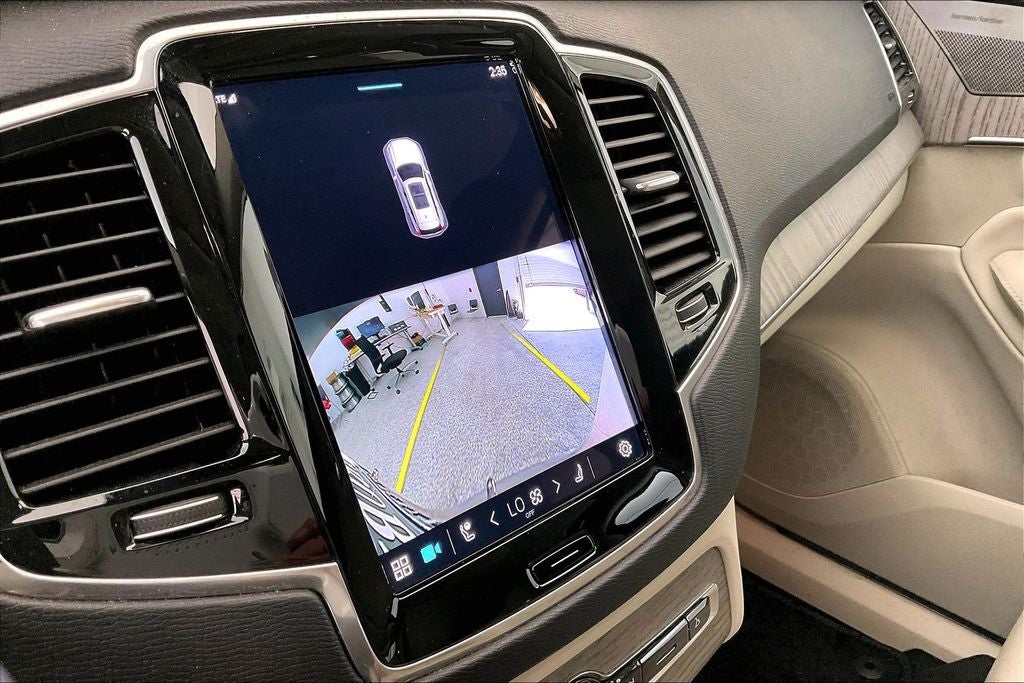 2023 Volvo XC90 B6 Plus 6-Seater