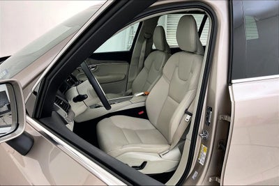 2023 Volvo XC90 B6 Plus 6-Seater