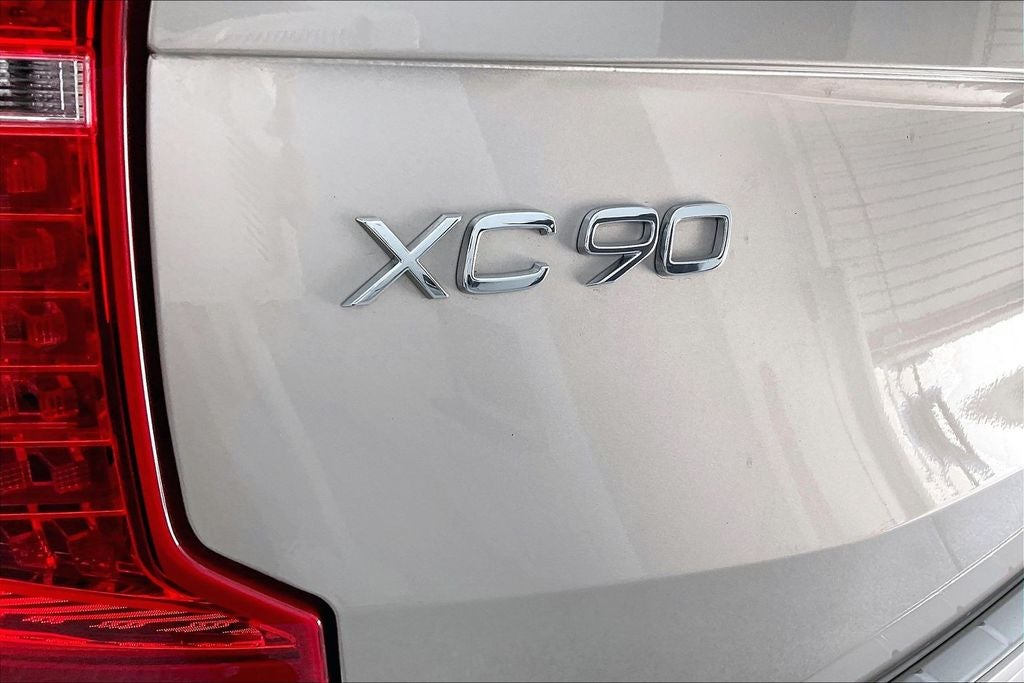 2023 Volvo XC90 B6 Plus 6-Seater