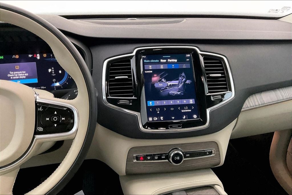 2023 Volvo XC90 B6 Plus 6-Seater