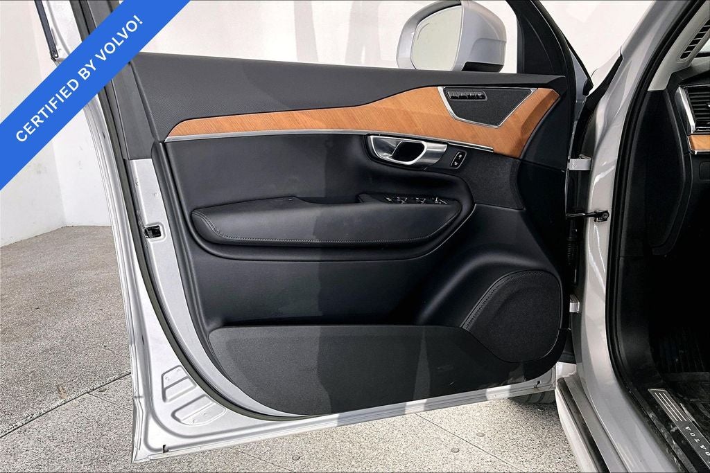 2023 Volvo XC90 B6 Plus 6-Seater