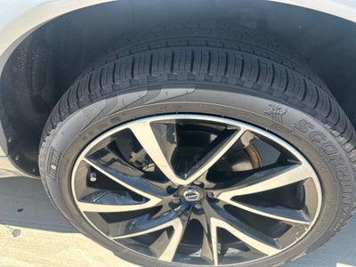 2023 Volvo XC90 B6 Plus 6-Seater