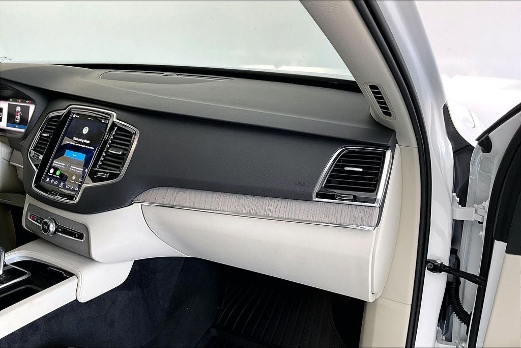 2025 Volvo XC90 B6 Plus 6-Seater