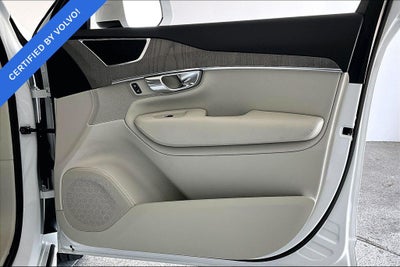 2025 Volvo XC90 B6 Plus 6-Seater
