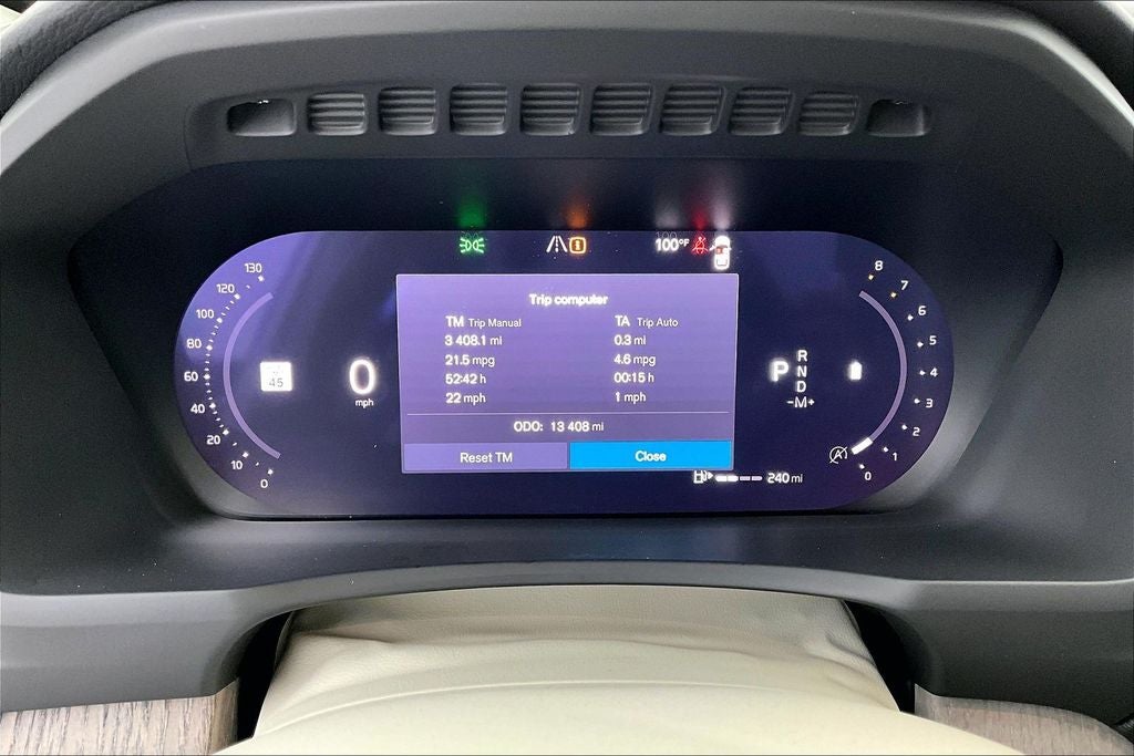 2025 Volvo XC90 B6 Plus 6-Seater