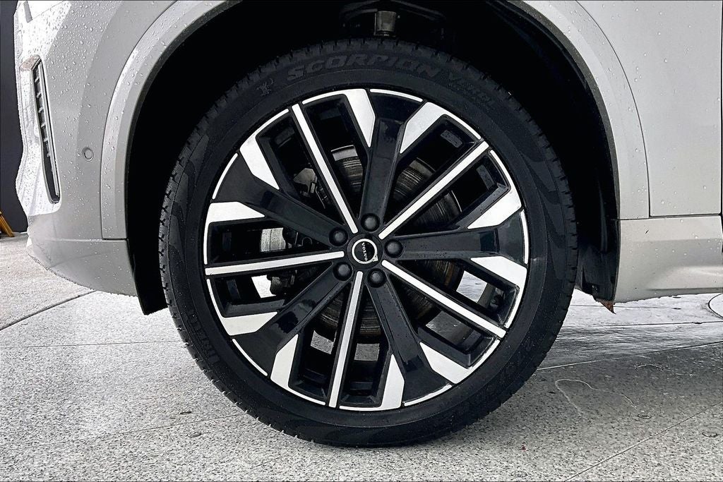 2025 Volvo XC90 B6 Plus 7-Seater 2025.5