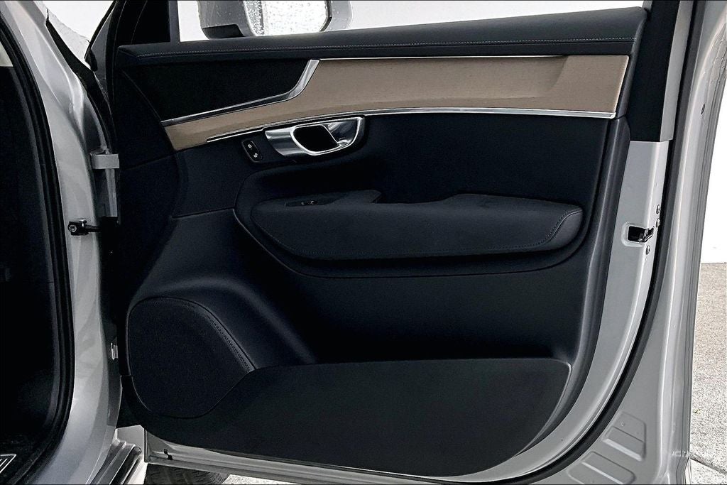 2025 Volvo XC90 B6 Plus 7-Seater 2025.5