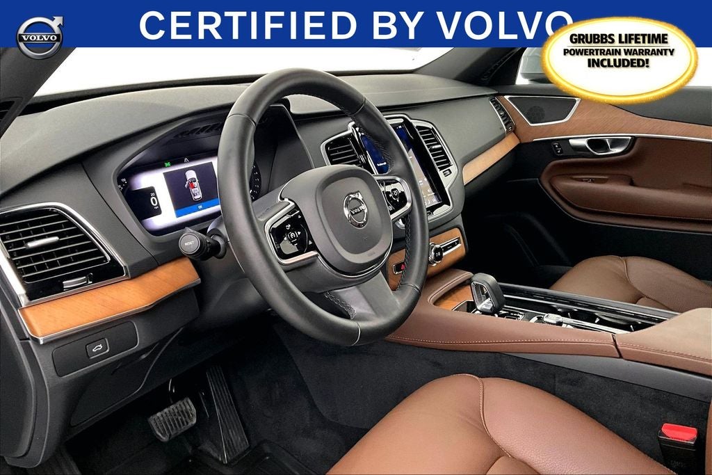 2024 Volvo XC90 B6 Plus Bright Theme