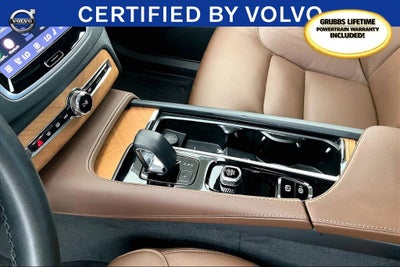 2024 Volvo XC90 B6 Plus Bright Theme