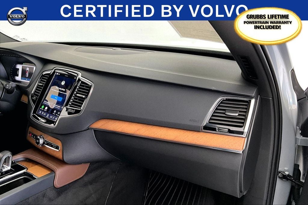 2024 Volvo XC90 B6 Plus Bright Theme