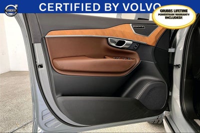 2024 Volvo XC90 B6 Plus Bright Theme