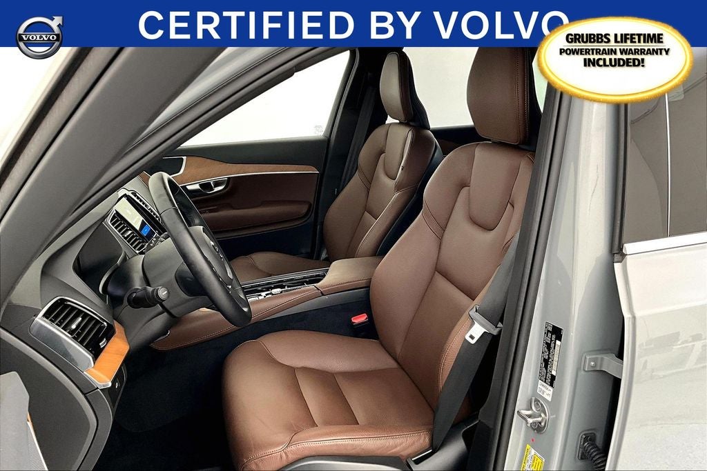 2024 Volvo XC90 B6 Plus Bright Theme