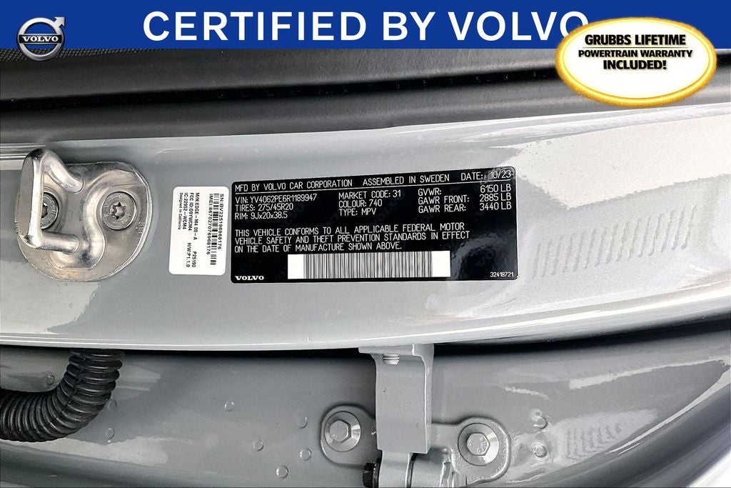 2024 Volvo XC90 B6 Plus Bright Theme