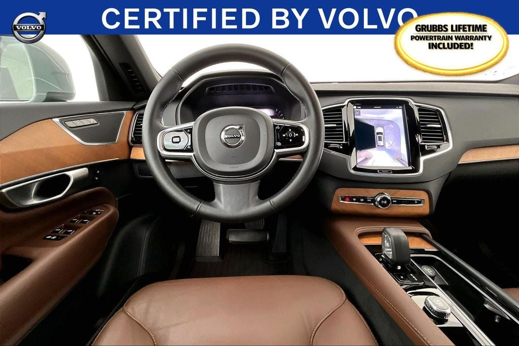 2024 Volvo XC90 B6 Plus Bright Theme