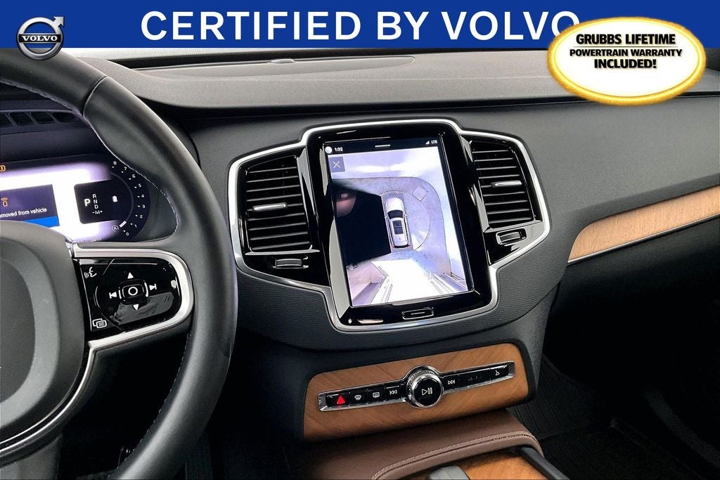 2024 Volvo XC90 B6 Plus Bright Theme