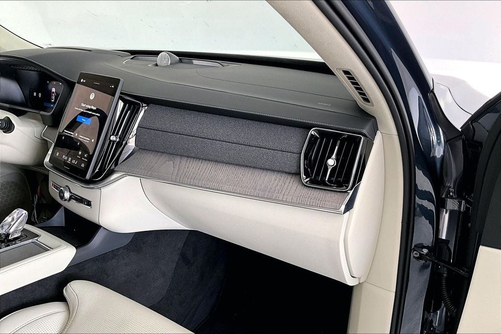 2025 Volvo XC90 B6 Ultra 2025.5