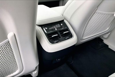 2025 Volvo XC90 B6 Ultra 2025.5
