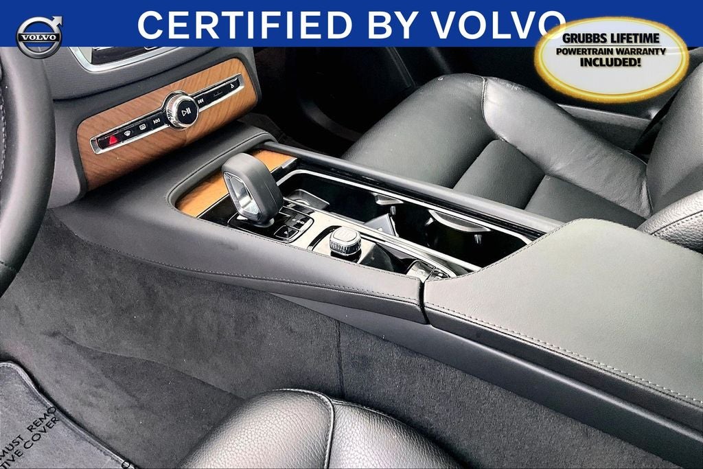 2023 Volvo XC90 B6 Plus 7-Seater