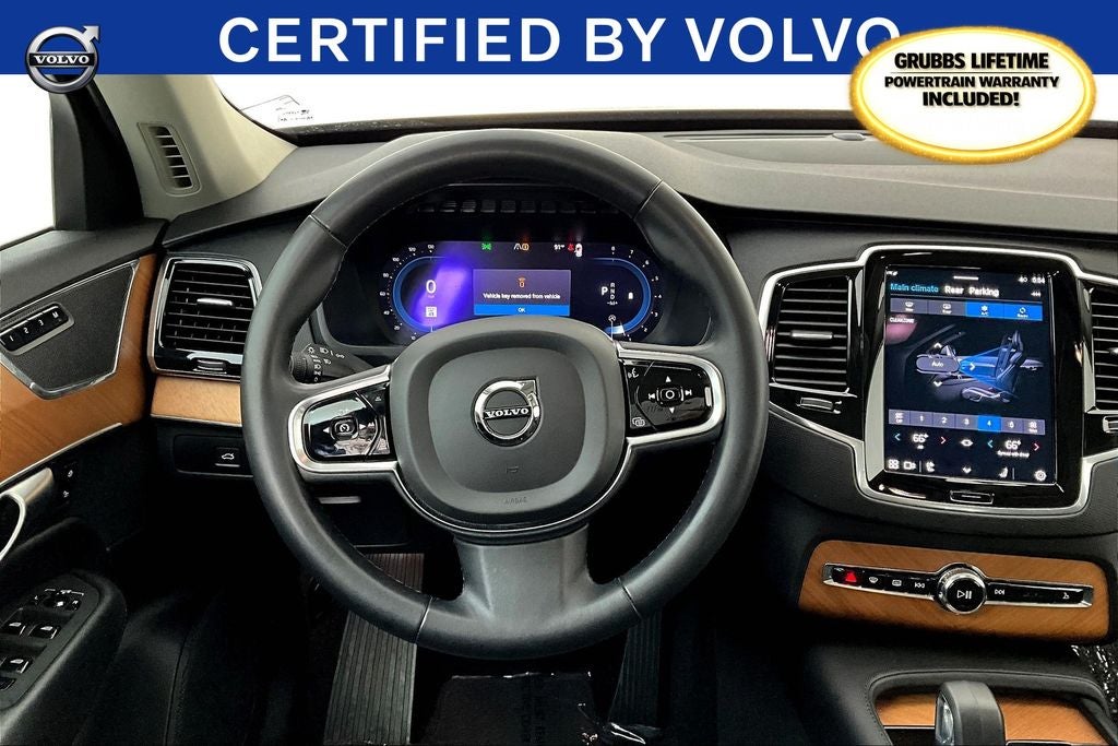 2023 Volvo XC90 B6 Plus 7-Seater