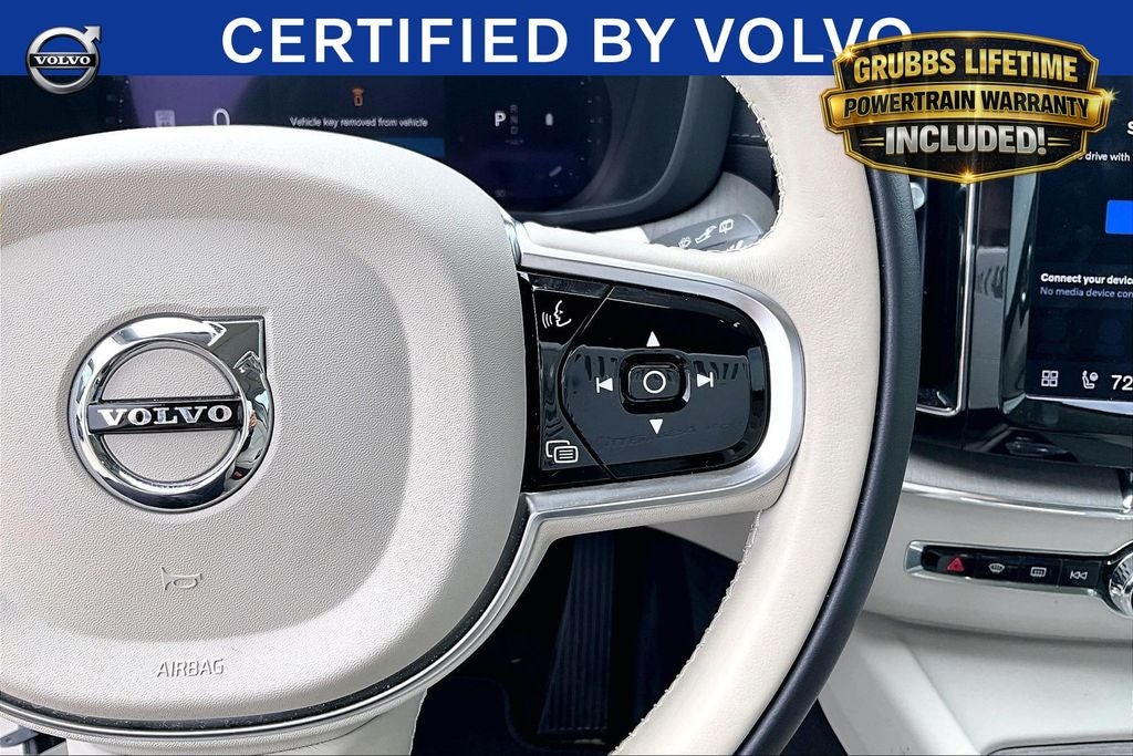 2023 Volvo XC60 B6 Ultimate Bright Theme