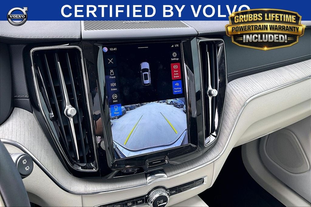 2023 Volvo XC60 B6 Ultimate Bright Theme