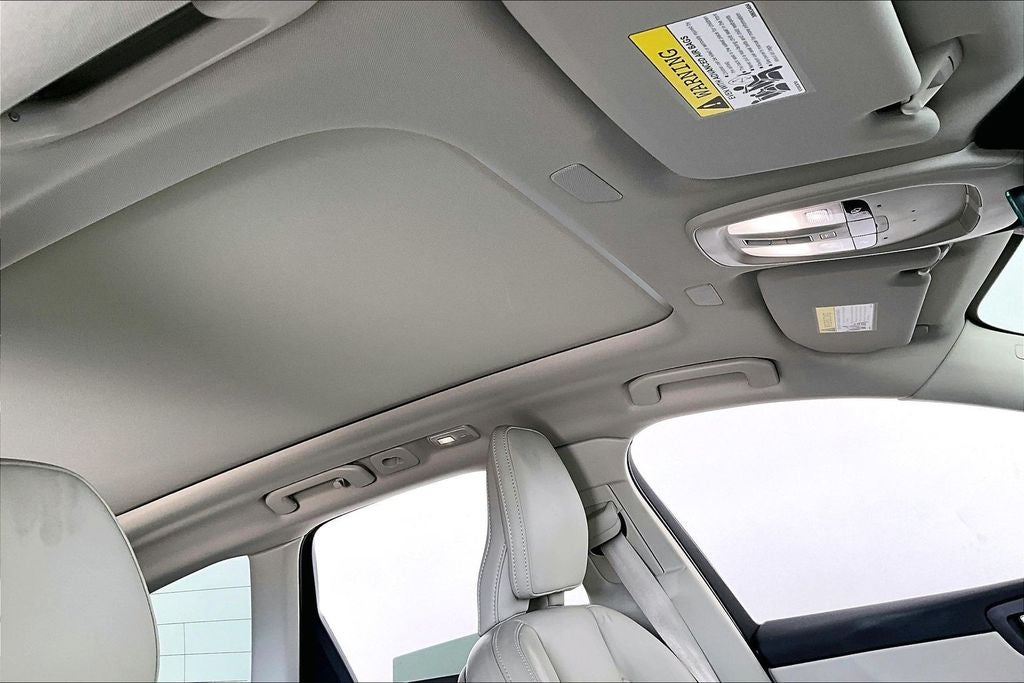 2023 Volvo XC60 B6 Ultimate Bright Theme