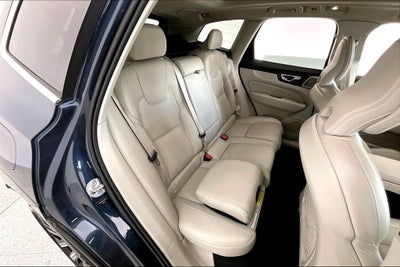 2023 Volvo XC60 B6 Ultimate Bright Theme
