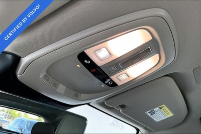 2023 Volvo XC60 B6 Ultimate Bright Theme