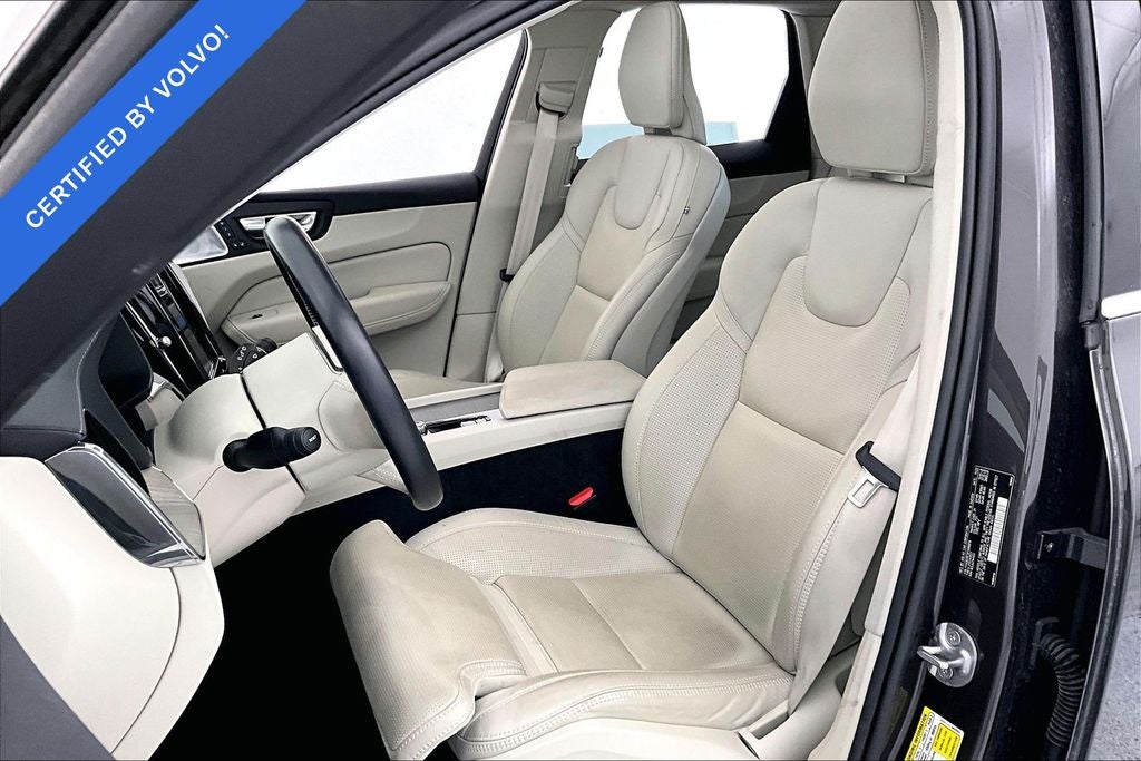 2023 Volvo XC60 B6 Ultimate Bright Theme