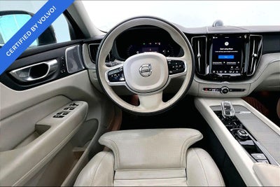 2023 Volvo XC60 B6 Ultimate Bright Theme