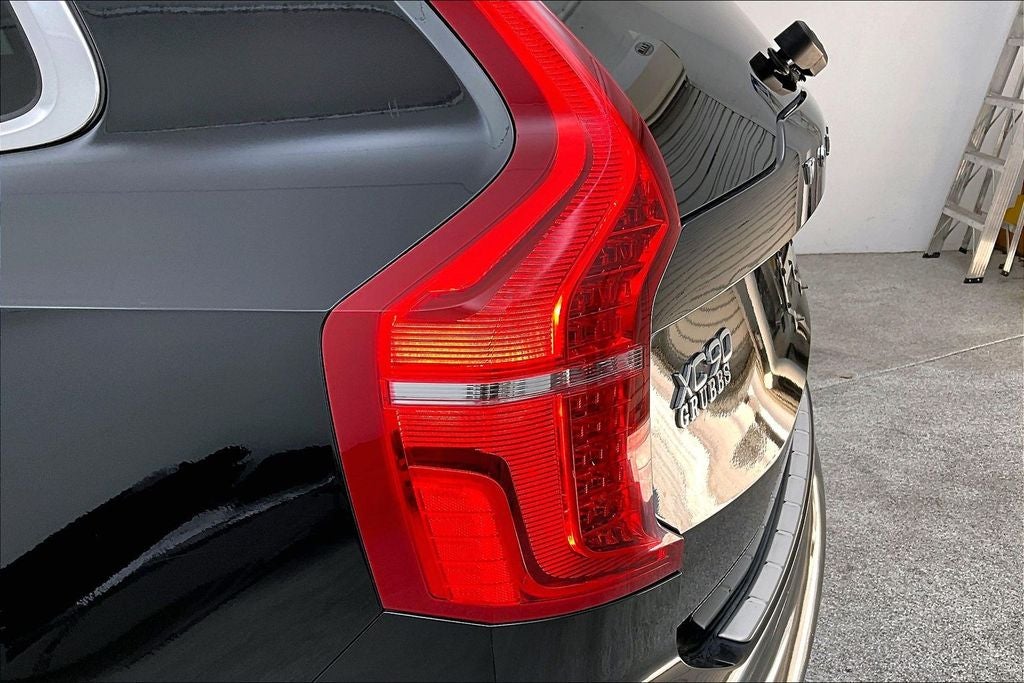 2019 Volvo XC90 T5 Momentum