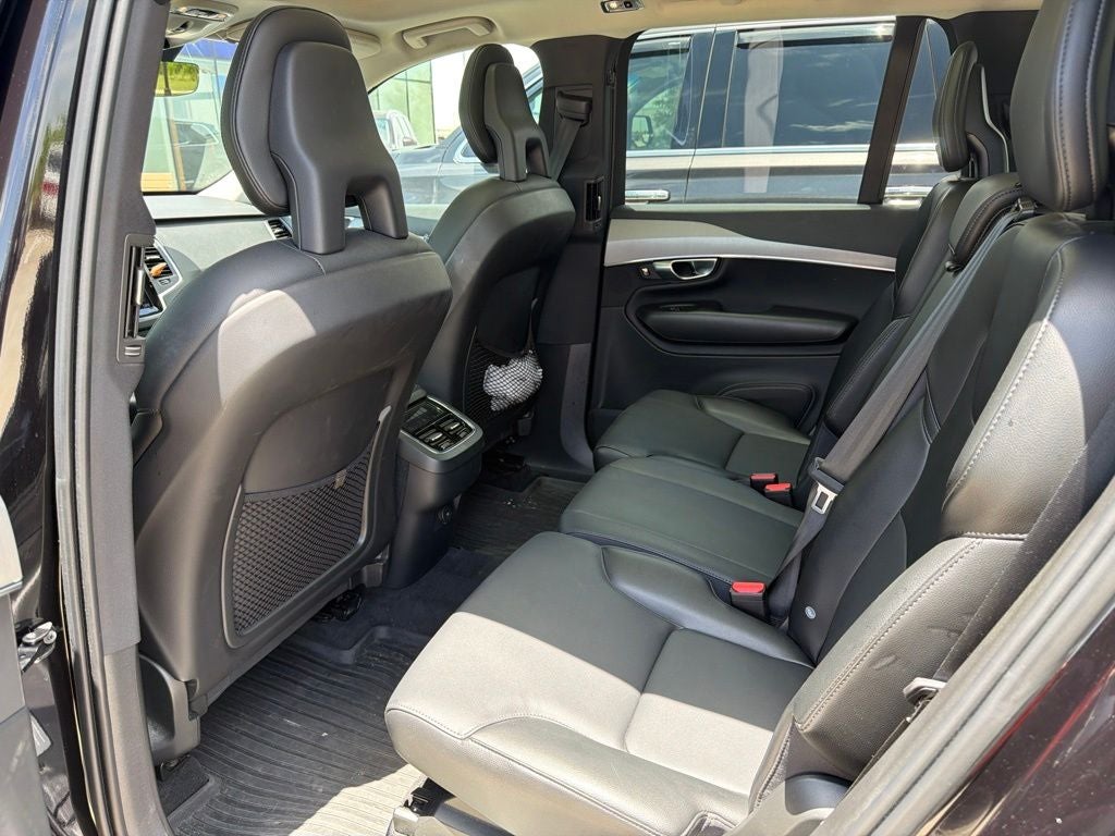 2021 Volvo XC90 T5 Momentum