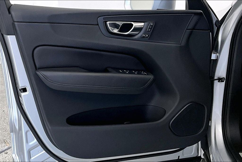 2020 Volvo XC60 T5 Momentum