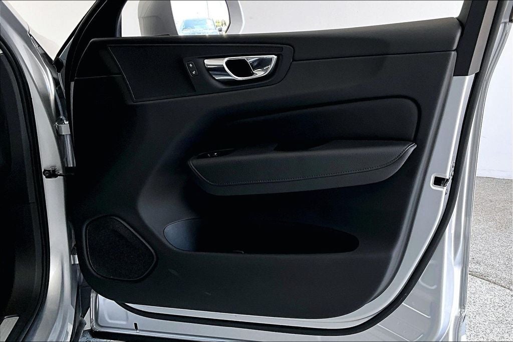 2020 Volvo XC60 T5 Momentum