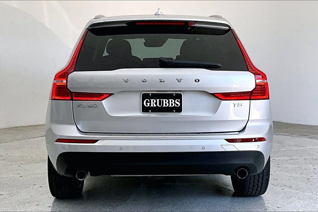 2020 Volvo XC60 T5 Momentum