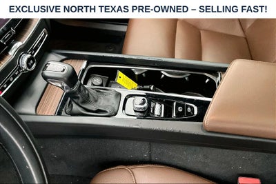 2021 Volvo XC60 T5 Momentum
