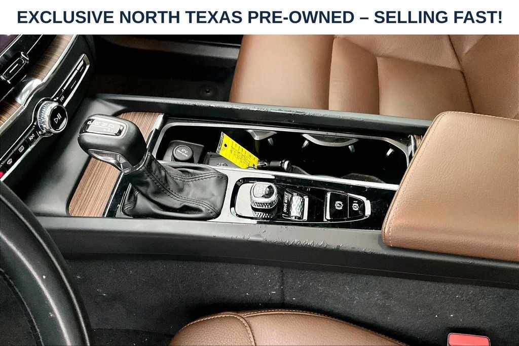 2021 Volvo XC60 T5 Momentum