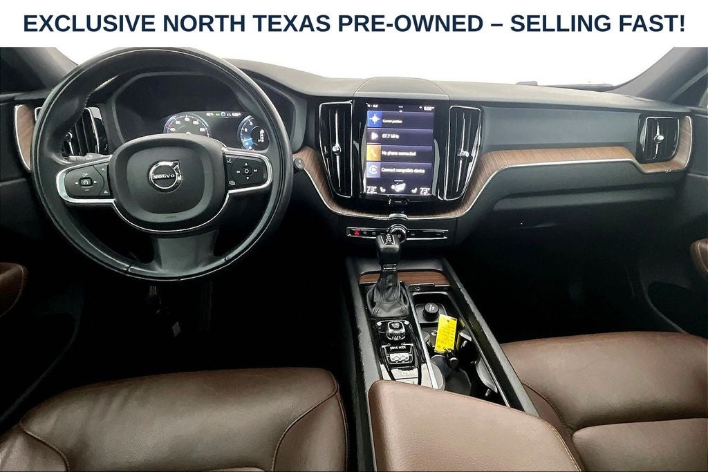 2021 Volvo XC60 T5 Momentum